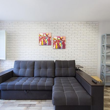 Loft Apartment Near Botanical Garden Harkov Kültér fotó