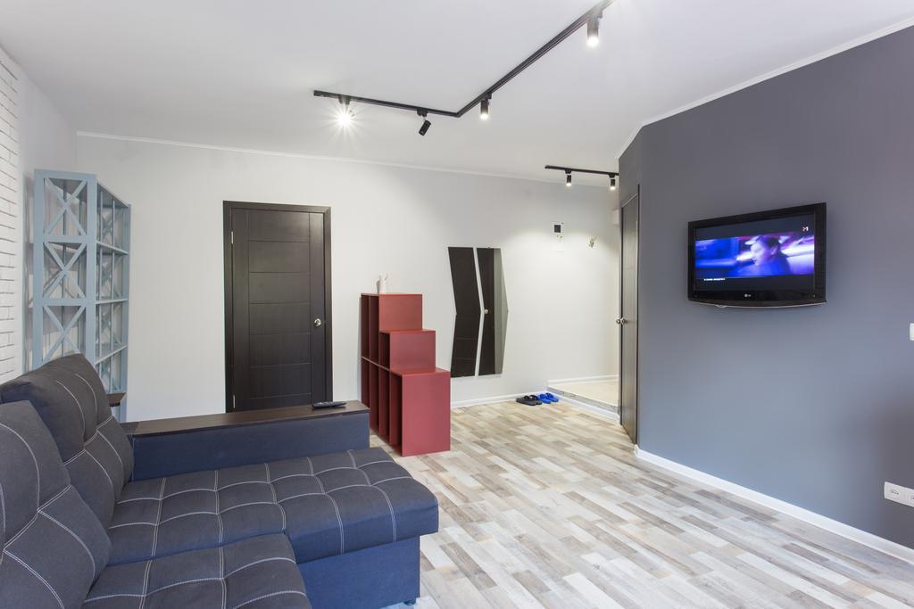 Loft Apartment Near Botanical Garden Harkov Kültér fotó
