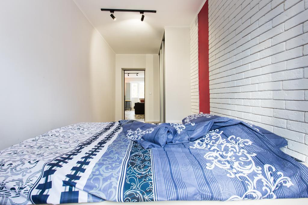 Loft Apartment Near Botanical Garden Harkov Kültér fotó